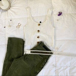 Lovely Nude Buttoned Tank ✨